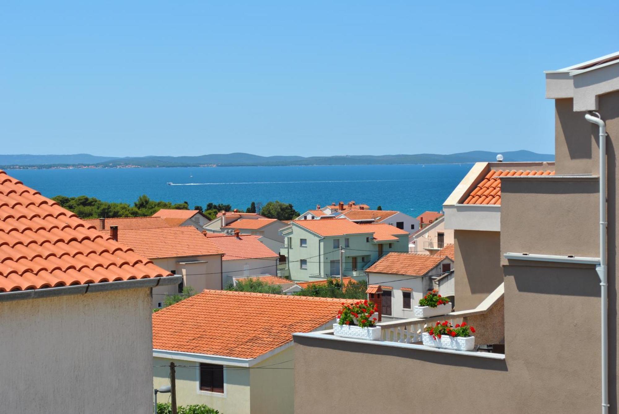 Rooms & Apartments Ana 2 Zadar Buitenkant foto