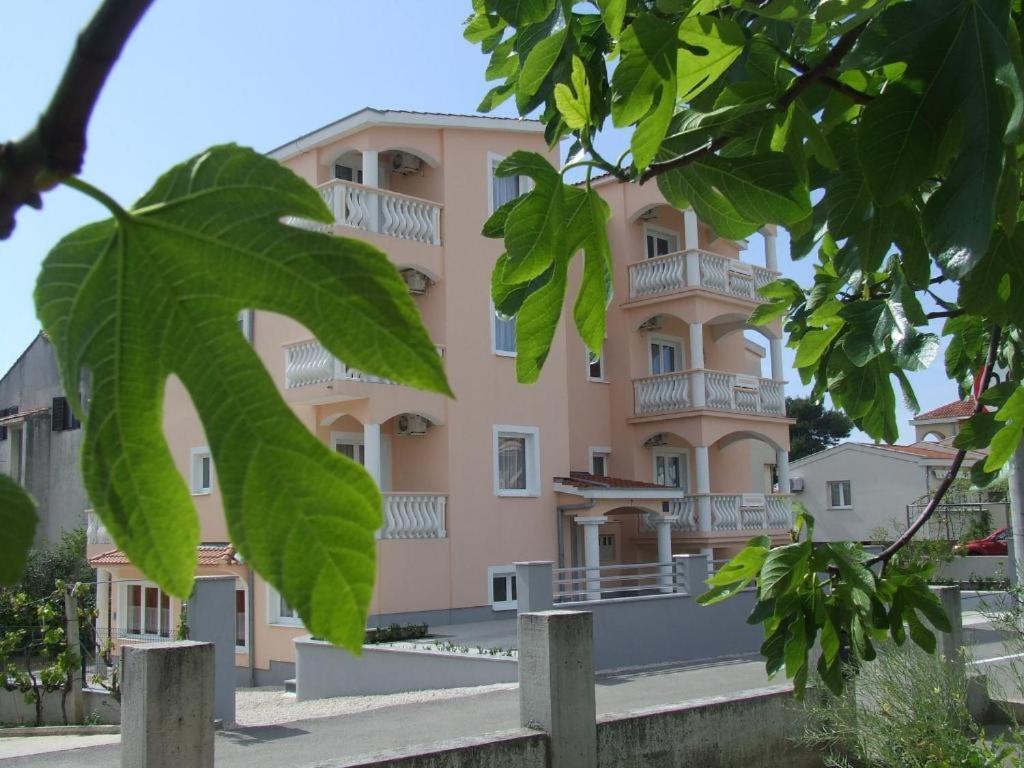 Rooms & Apartments Ana 2 Zadar Buitenkant foto